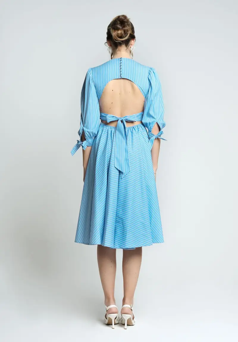 SANTAS Abito midi TIRAMISU' celeste da donna con stampa a righe miniatura 3