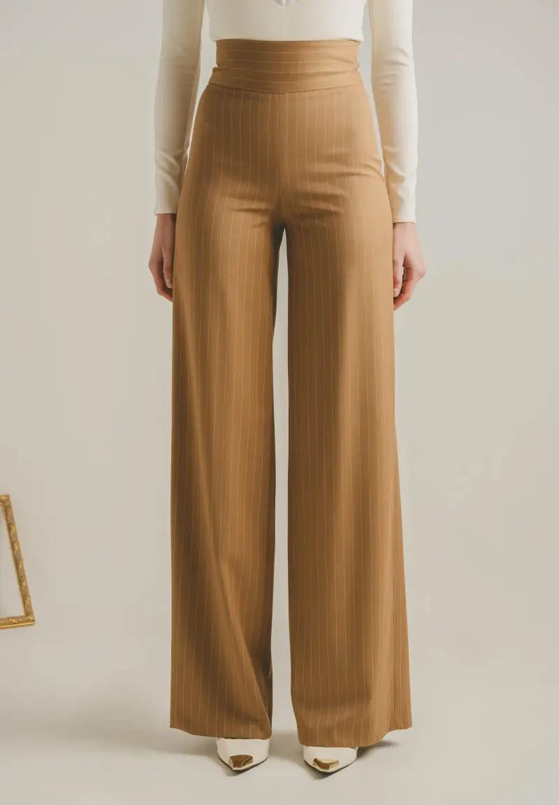 Pantalone elegante POUVOIR color miele da donna con micro gessatura