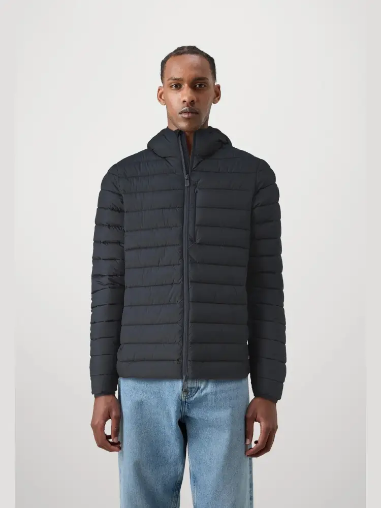 giubbotto blu navy uomo con cappuccio patch logo sul braccio