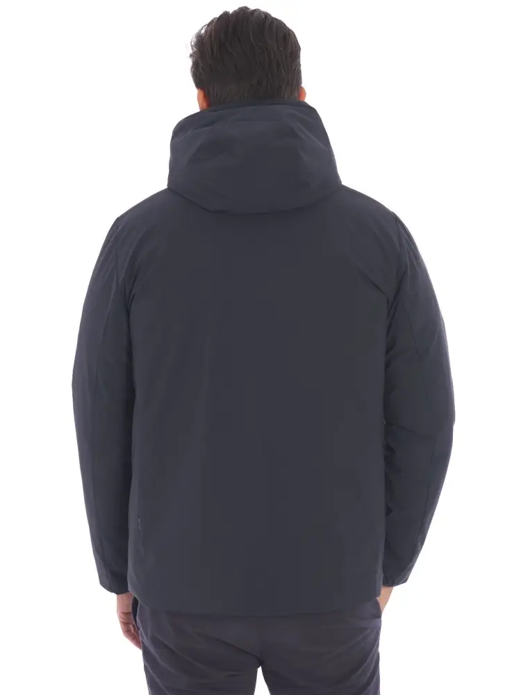 giubbotto blu navy uomo in tessuto tecnico con cappuccio logo sul braccio miniatura 2