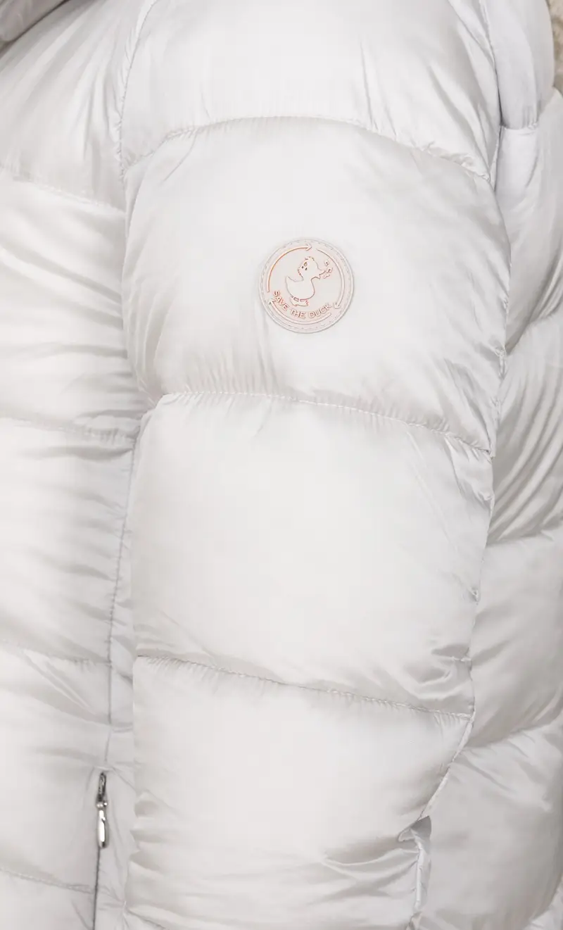 Piumino lungo svasato save the duck con pelliccia ecologica matilda, colore ghiaccio miniatura 2