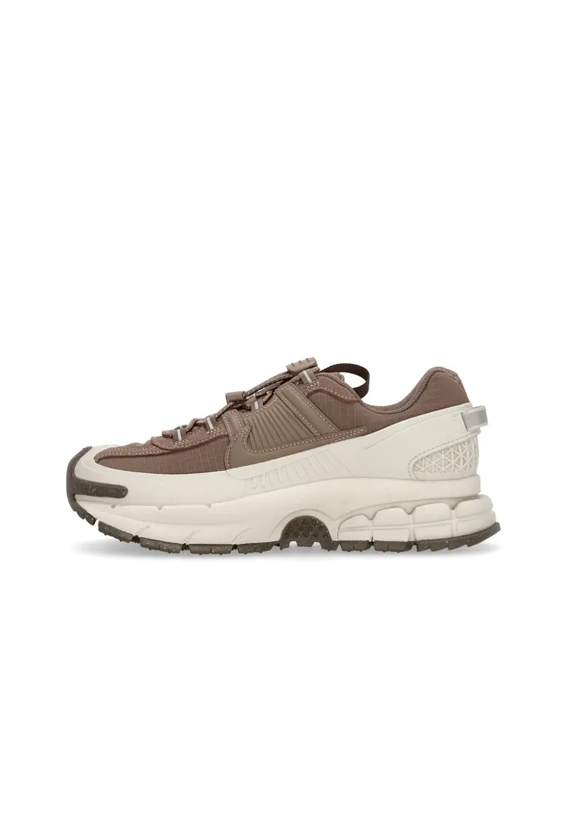 Scarpa Bassa Donna W Zoom Vomero Roam Light Bone/mink Brown/court Purple