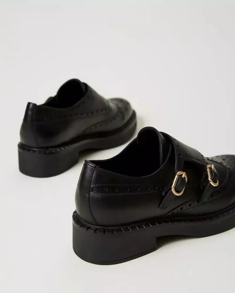 Scarpe in pelle con cinturini nere miniatura 3