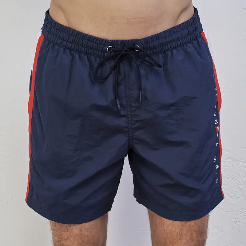 Costume mare blu da uomo con bande colorate laterali e scritta logo