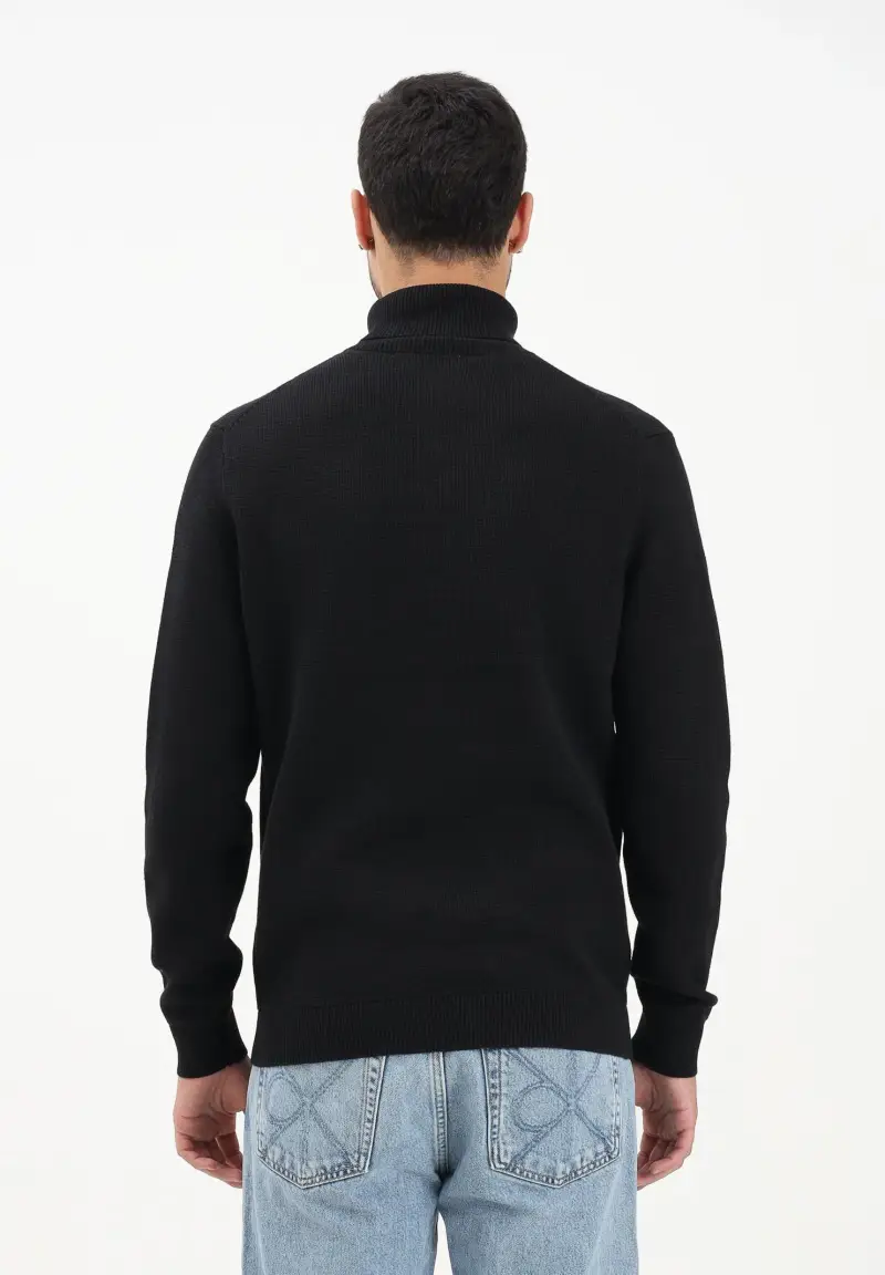 Maglioncino a collo alto nero da uomo miniatura 3