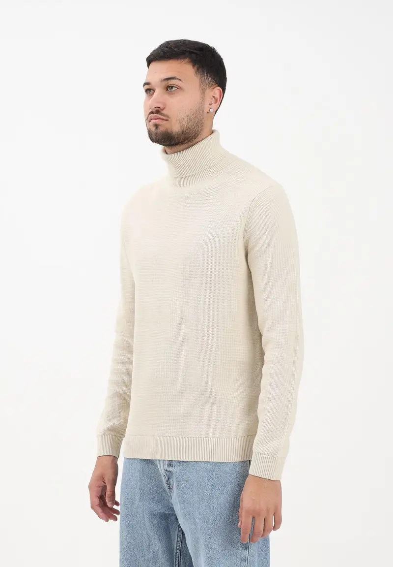 Maglioncino a collo alto panna da uomo