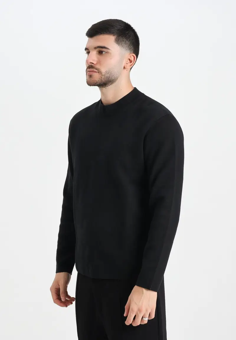 Maglioncino girocollo nero da uomo