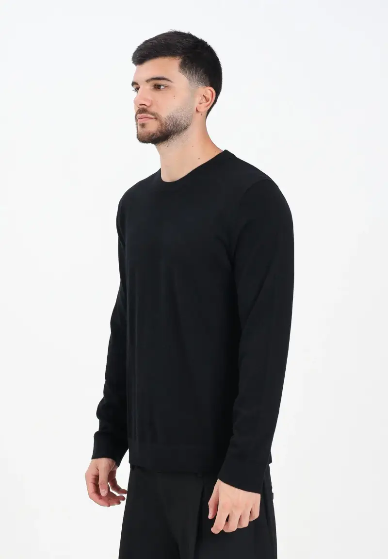 Maglioncino girocollo nero da uomo