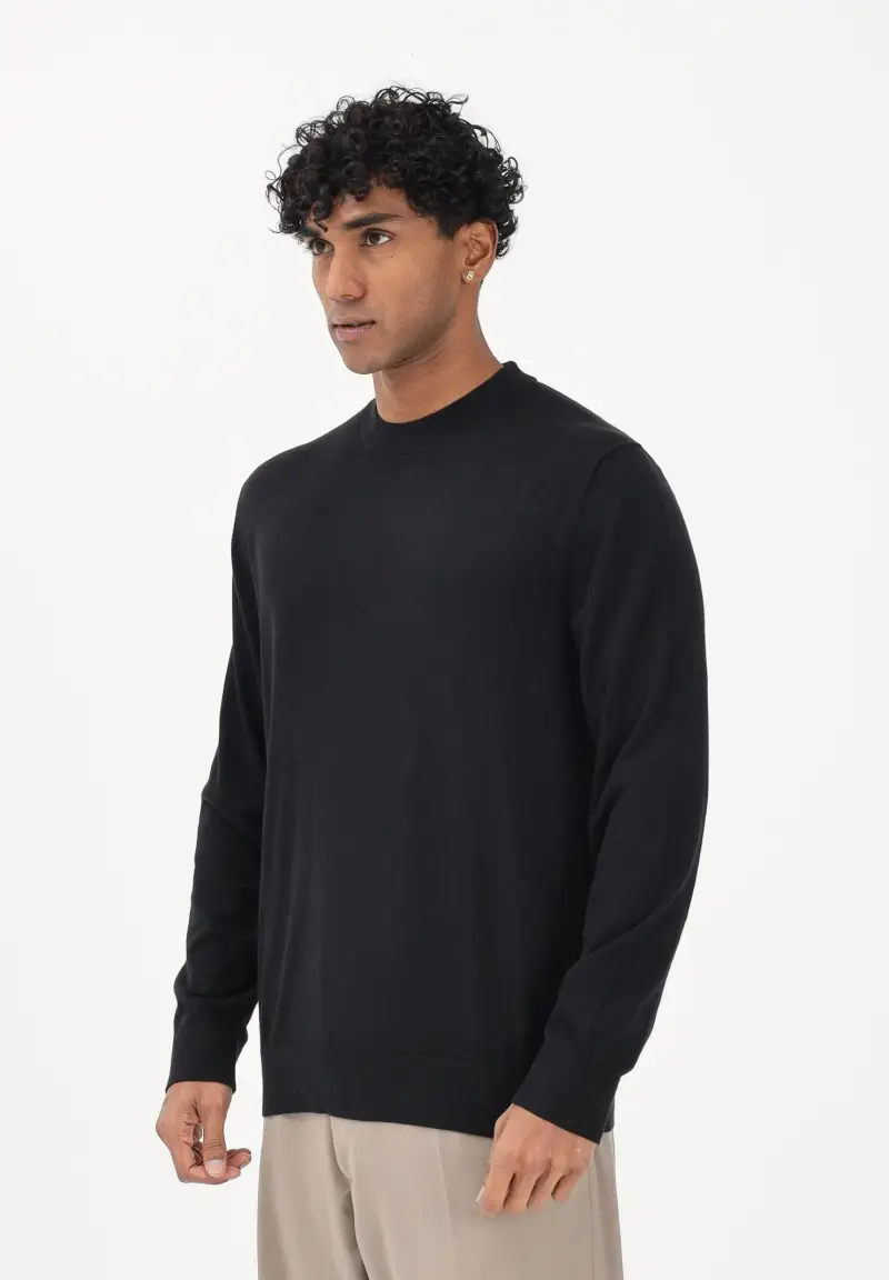 Maglioncino girocollo nero da uomo