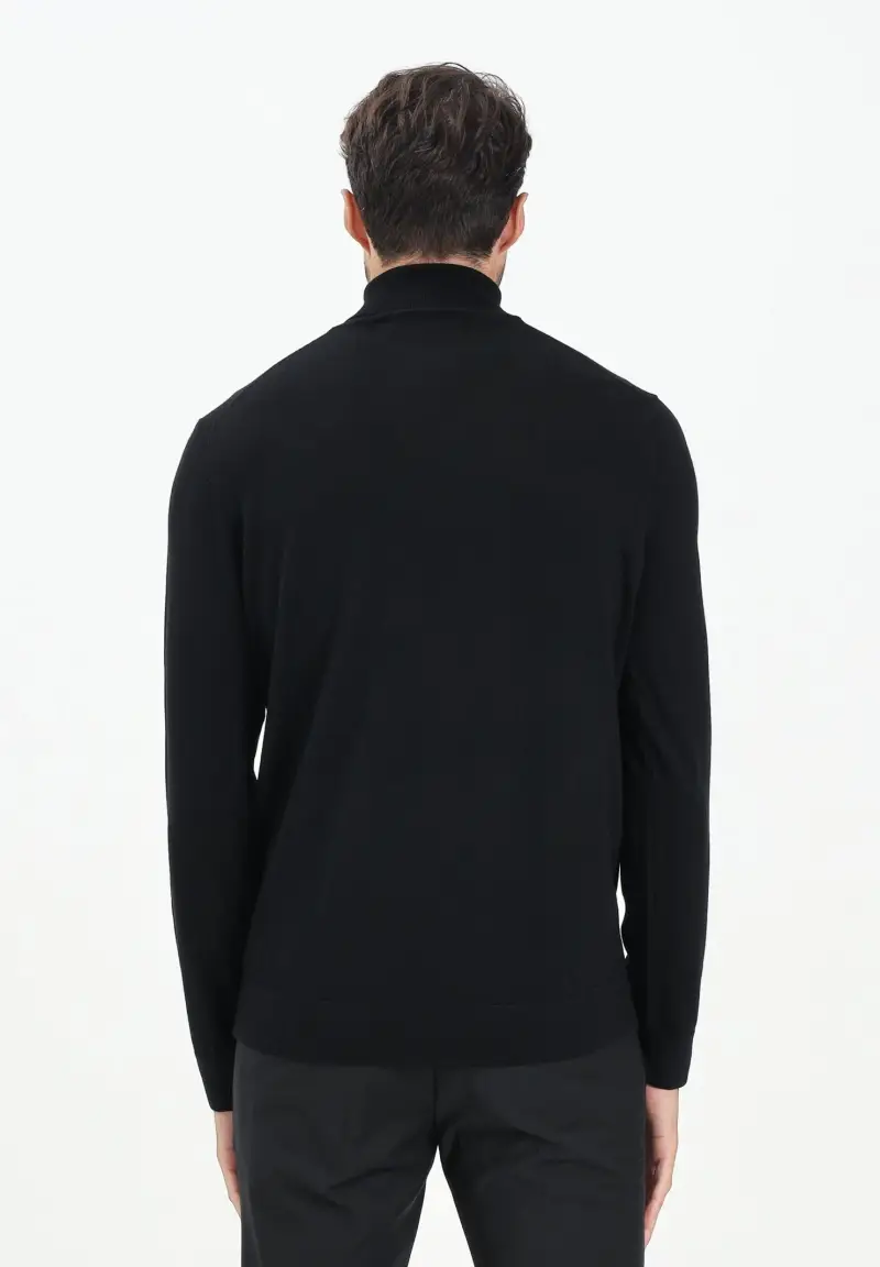 Maglione a collo alto nero da uomo miniatura 3