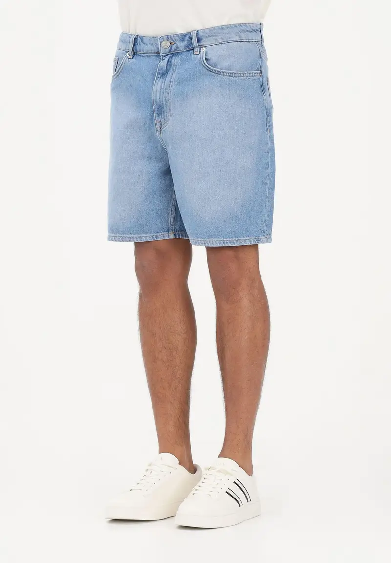 Shorts in denim chiaro da uomo