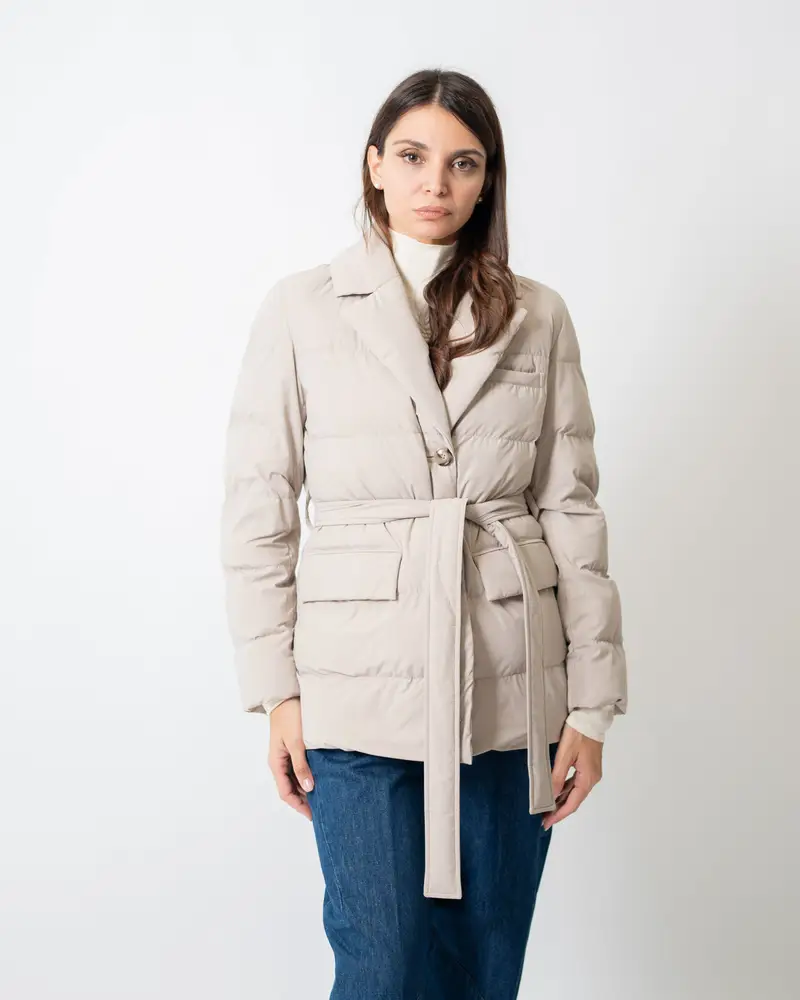 Giubbino corto con cintura in vita Beige