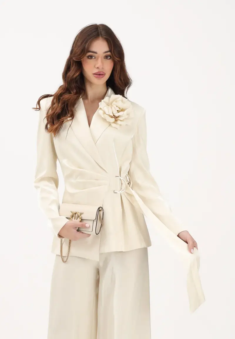 Giacca crema da donna con spilla fiore miniatura 2