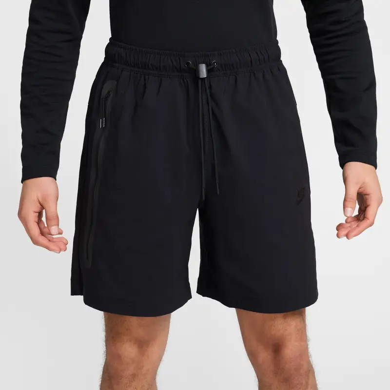 Shorts in tessuto Nike Tech