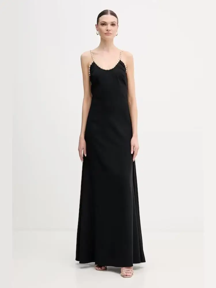 abito svasato ramab nero con apllicazione catena e perle