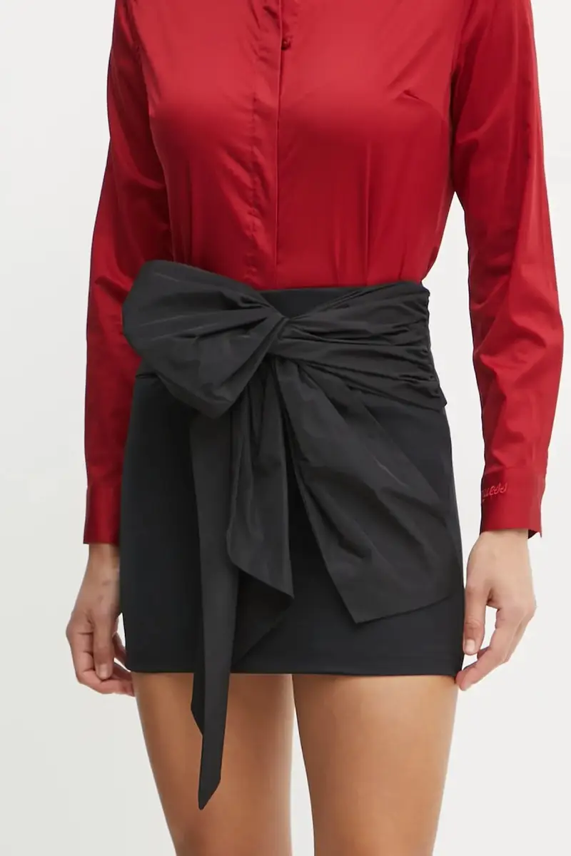 gonna ILMAN colore nero CVA24041MG