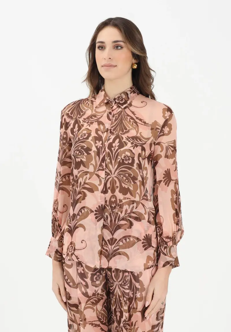 Camicia a manica lunga rosa da donna con stampa floreale