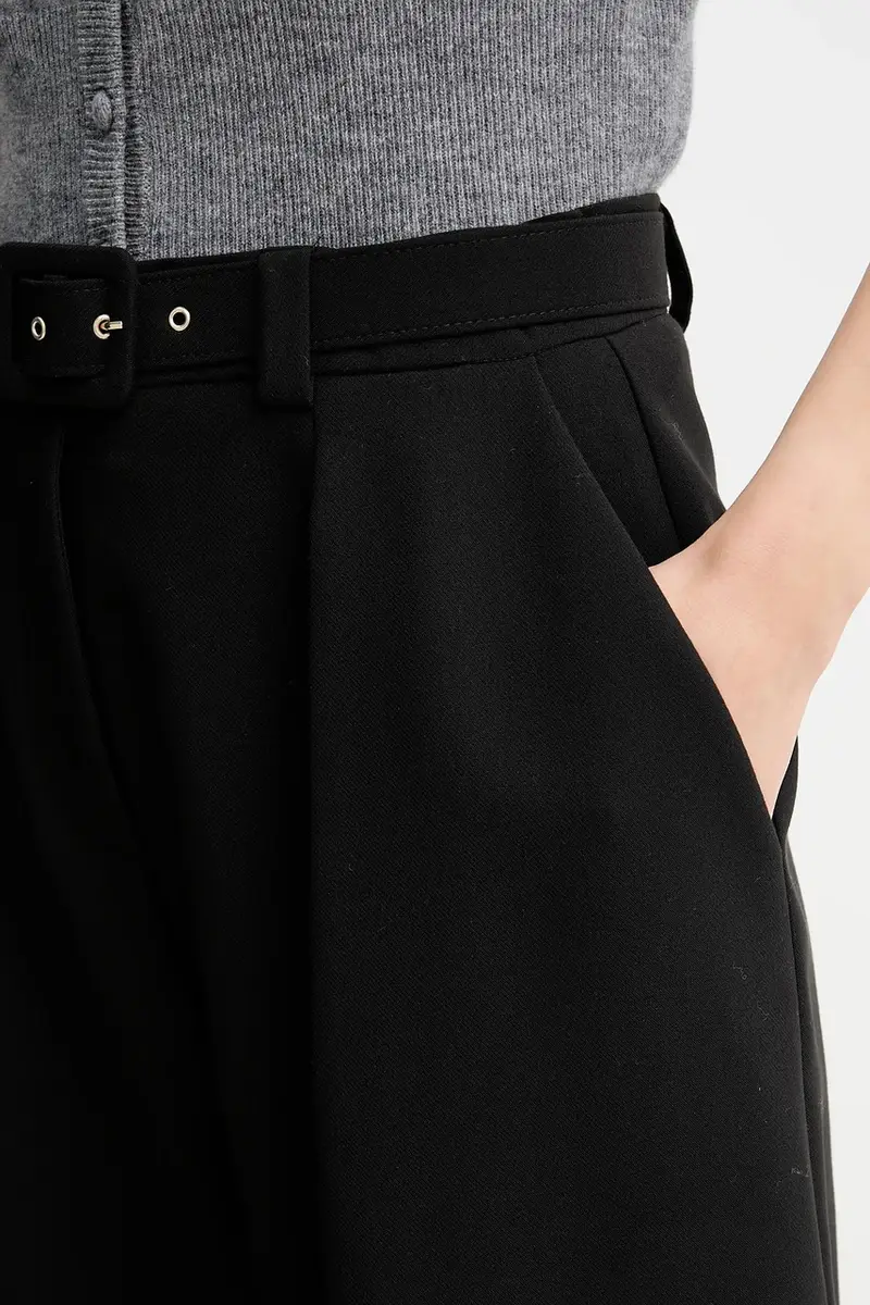 pantaloncini donna colore nero A25CPPA01701 miniatura 4