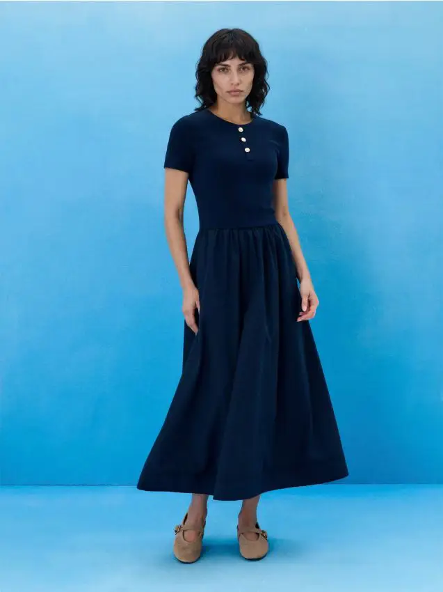 Abito midi classico con tasche - blu scuro