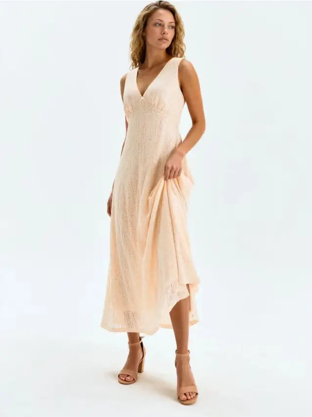 Abito midi svasato con paillettes - nude