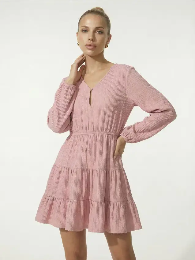Abito mini babydoll in tessuto strutturato - rosa