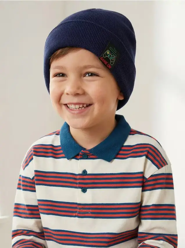 Beanie in cotone con patch gaming - blu scuro