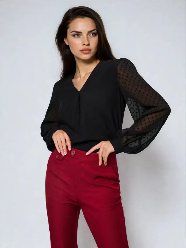 Blusa con maniche a sbuffo - nero