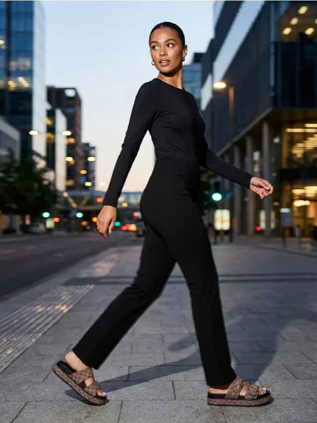 Body in poliammide a maniche lunghe - nero