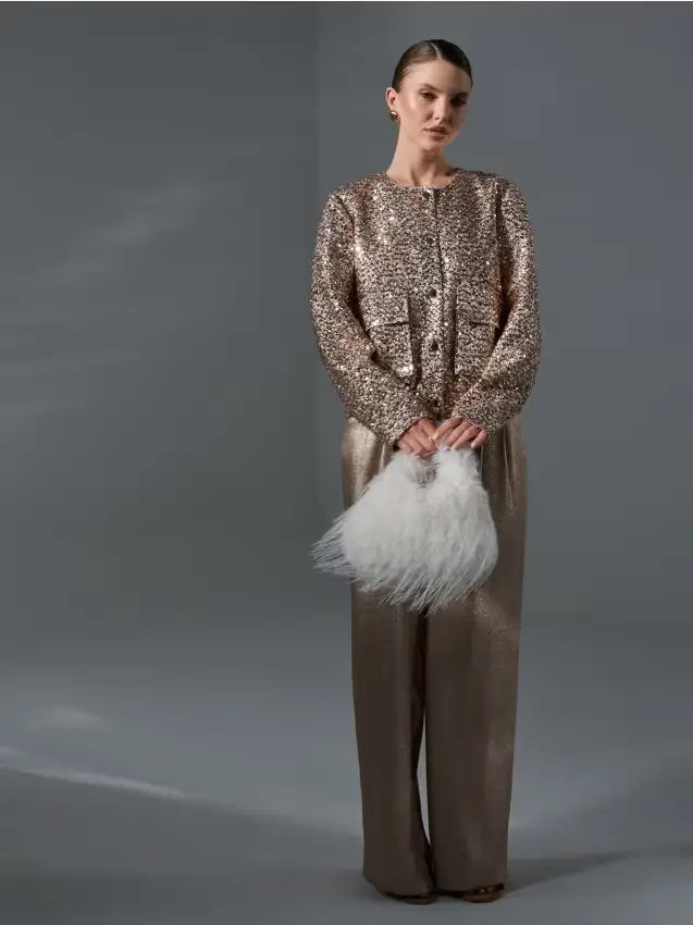 Borsa in pelliccia sintetica con catena - bianco