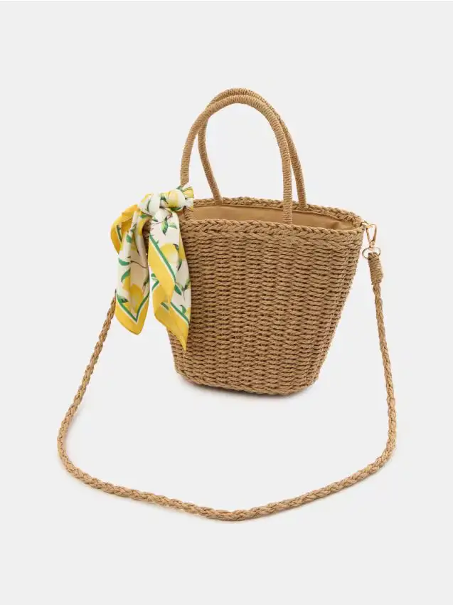 Borsa intrecciata con foulard decorativo - beige