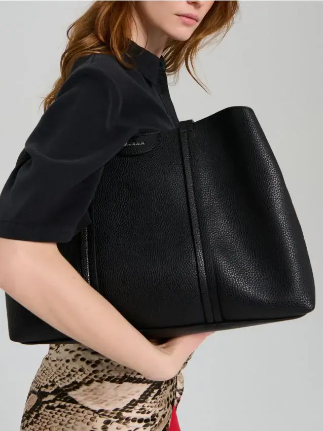 Borsa shopper grande a spalla con tasca interna con zip - nero