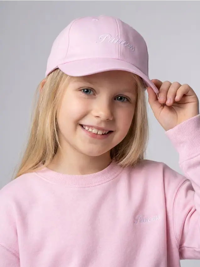 Cappellino con visiera e scritta ricamata - rosa