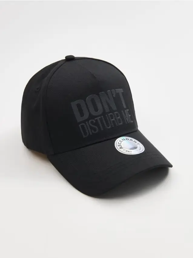 Cappellino da baseball in cotone con scritta ricamata - nero