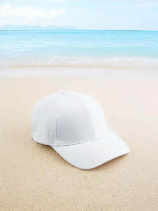 Cappello con visiera - bianco