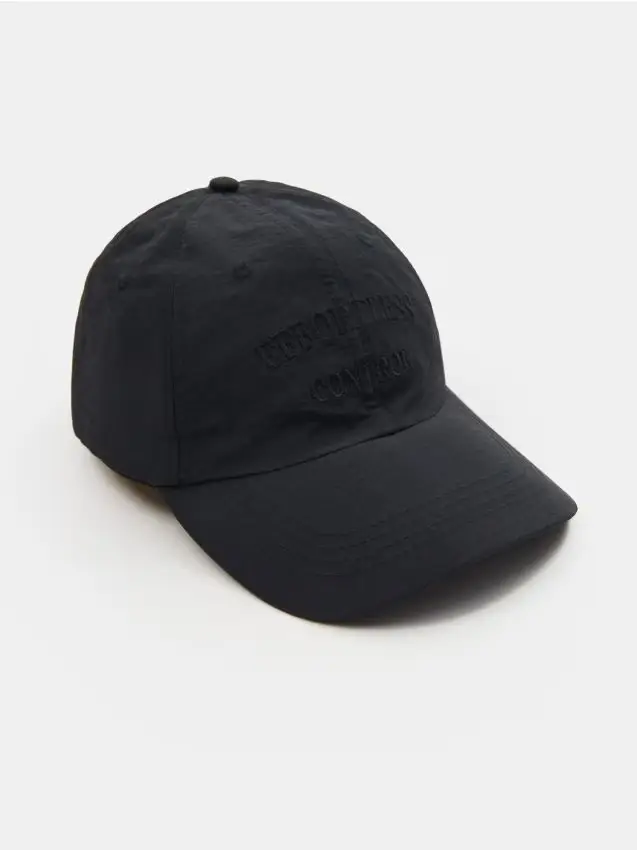 Cappello con visiera - nero