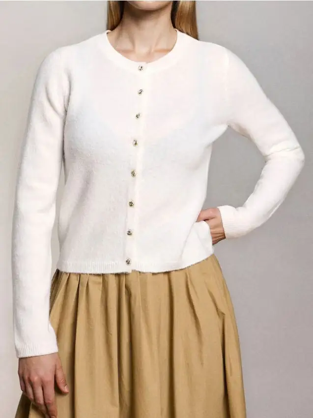 Cardigan con bottoni decorativi - panna