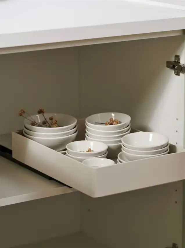 Cestello estraibile per mobile - bianco