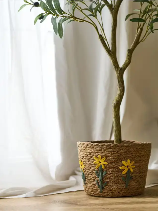 Cesto intrecciato per la conservazione - beige