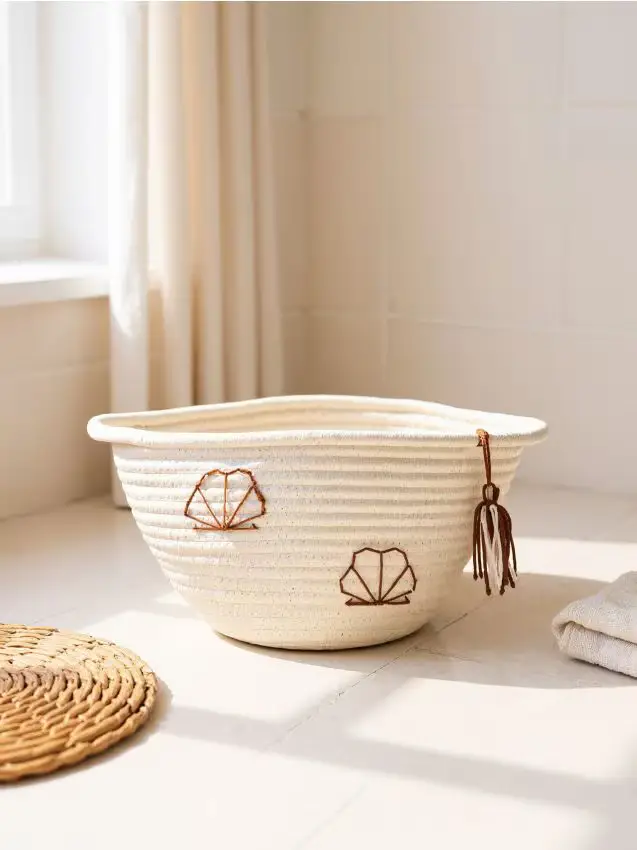 Cesto intrecciato per la conservazione - panna