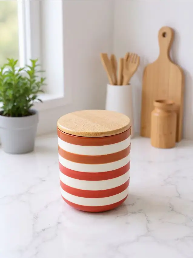 Contenitore per alimenti con coperchio - rosso