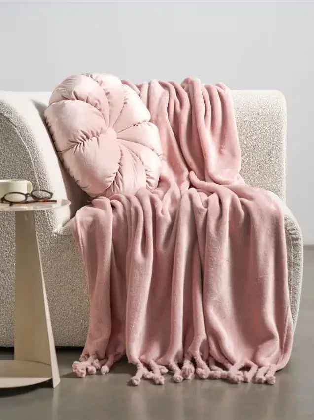 Coperta con frange - rosa pastello