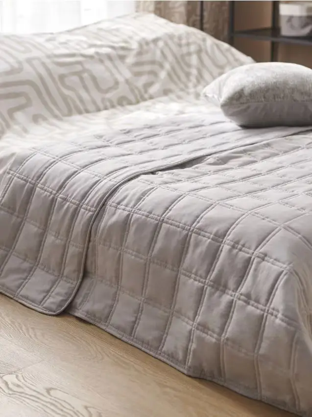 Copriletto - grigio chiaro