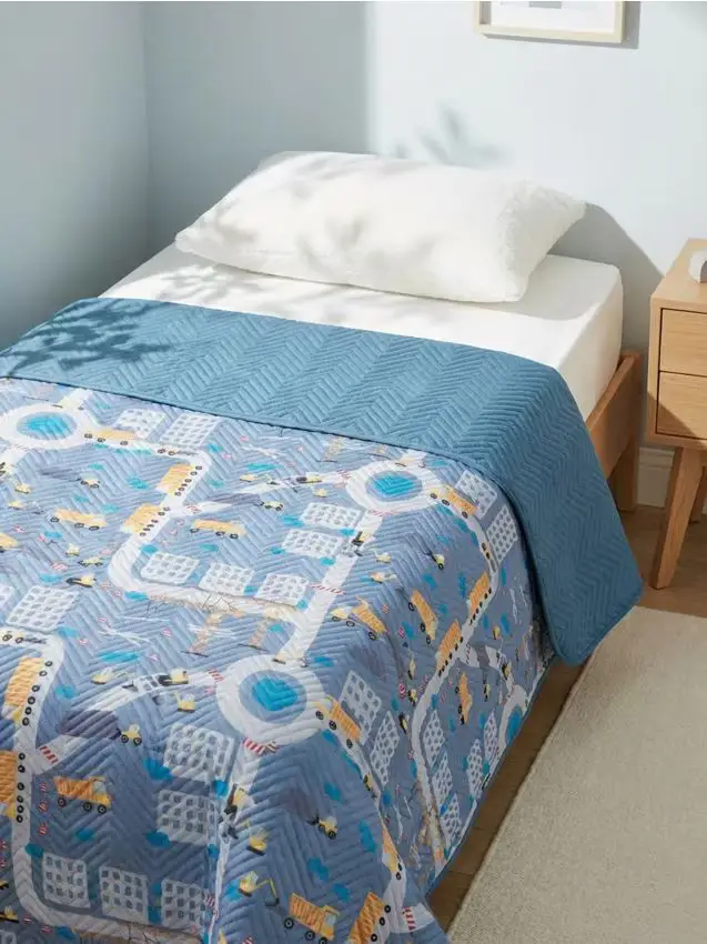 Copriletto per bambini con motivo del cantiere - blu scuro