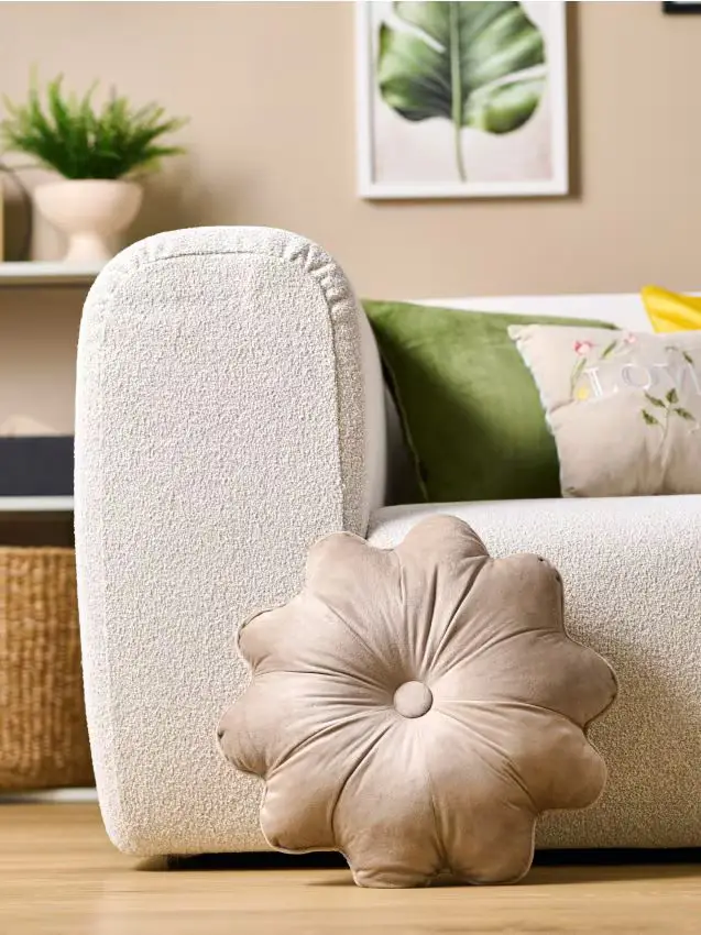 Cuscino decorativo in velluto a forma di fiore - beige