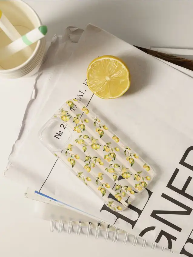 Custodia per iPhone 15 con motivo di limoni - multicolor