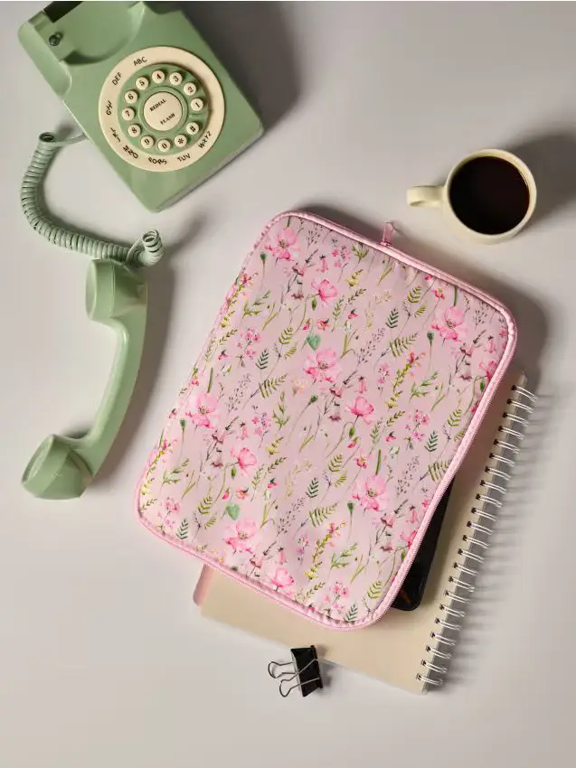 Custodia per tablet con motivo floreale - multicolor