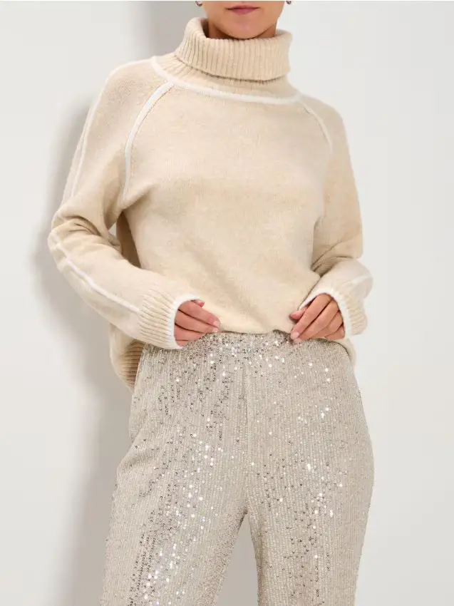 Dolcevita con cuciture - grano