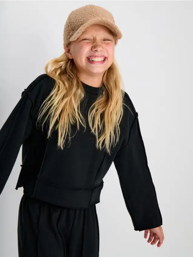 Felpa girocollo a costine con interno in pile - nero