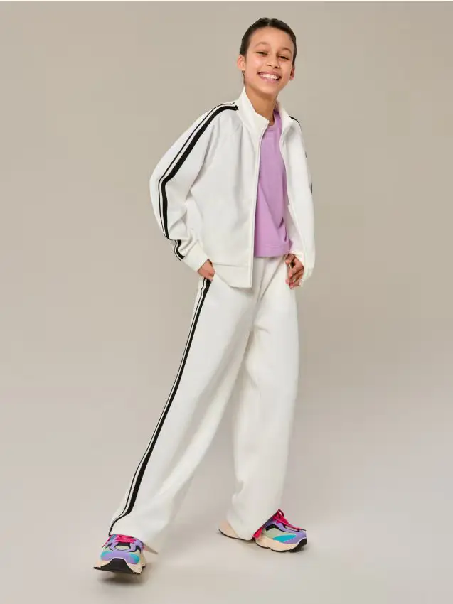 Felpa sportiva bomber con miscela di viscosa - panna