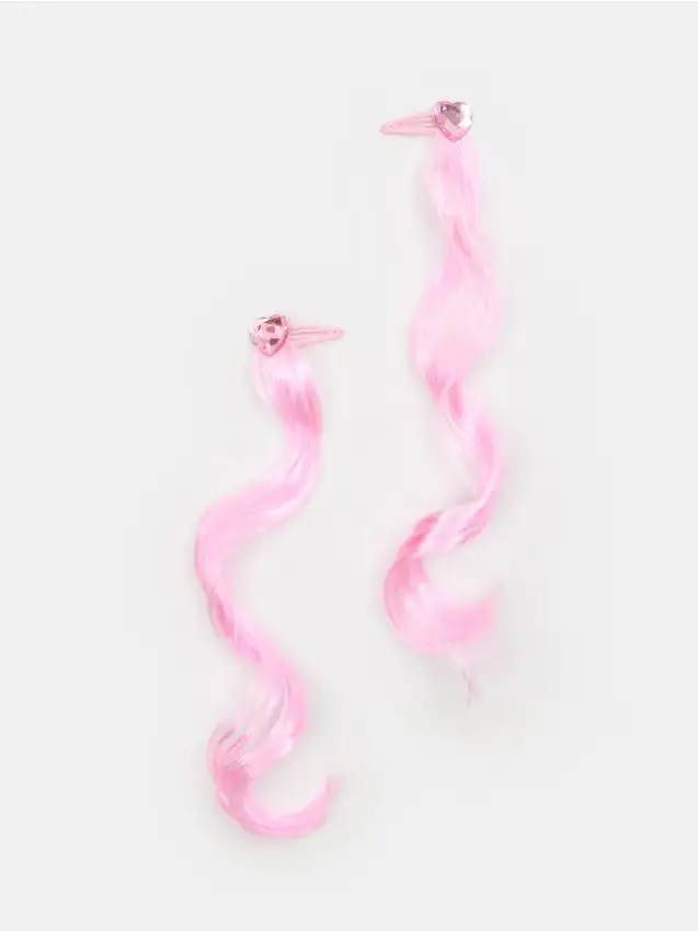 Fermagli per capelli con ricci sintetici e cuoricini 2 pack - rosa